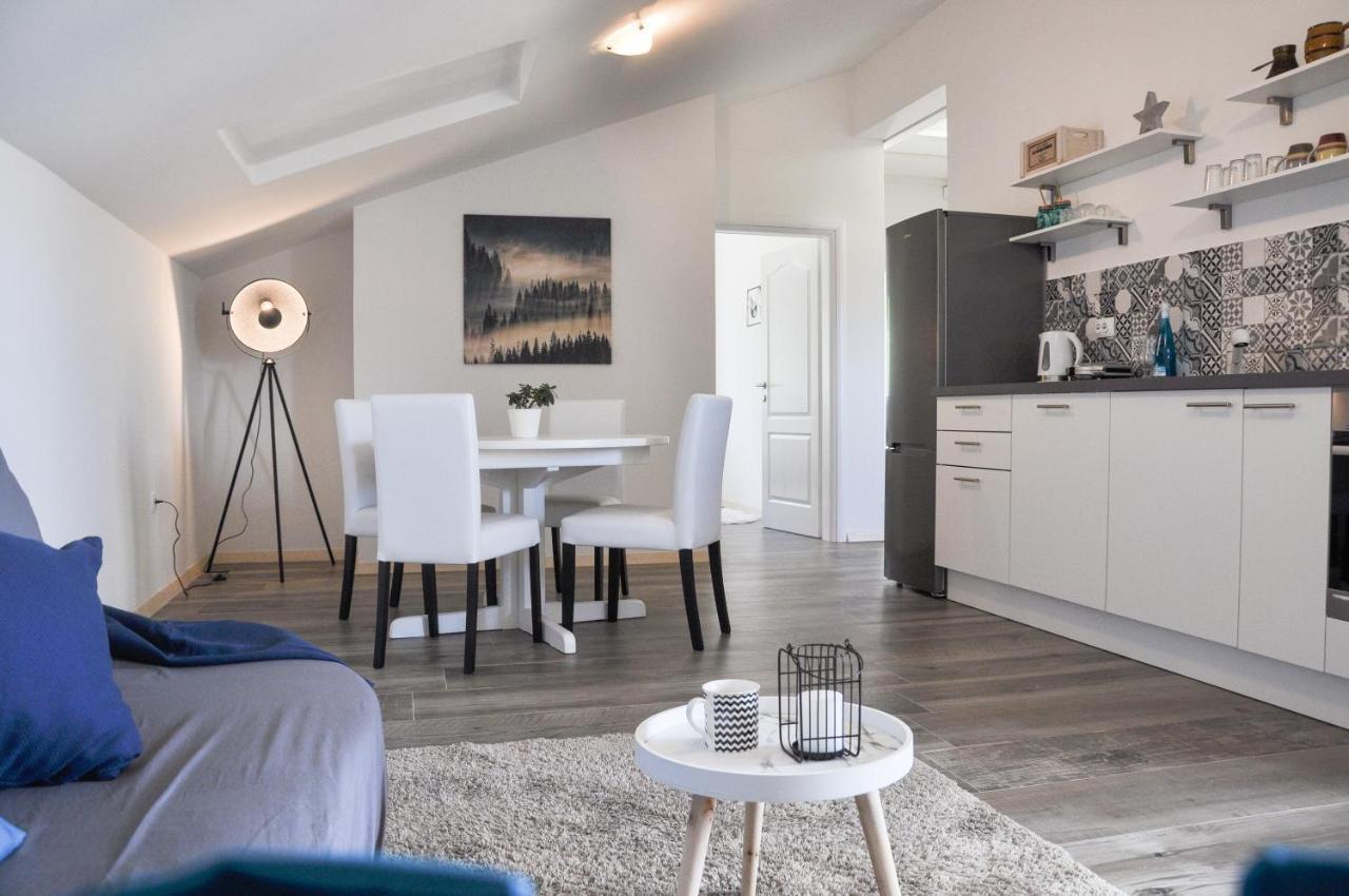 Apartmani Carnizza Ražanac Dış mekan fotoğraf