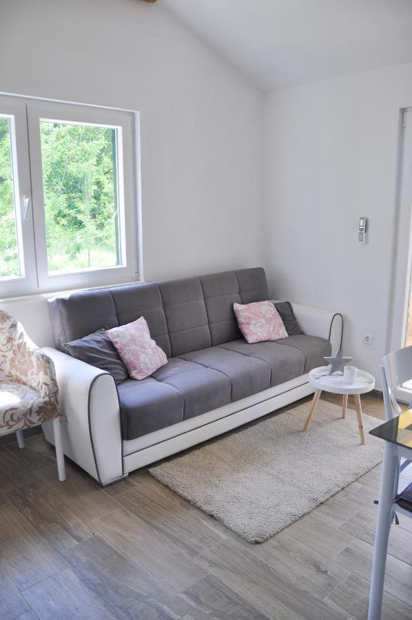 Apartmani Carnizza Ražanac Dış mekan fotoğraf