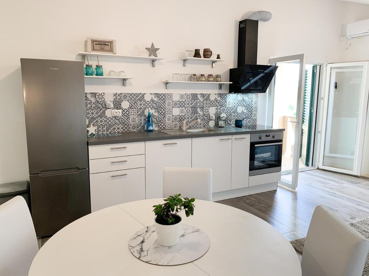Apartmani Carnizza Ražanac Dış mekan fotoğraf