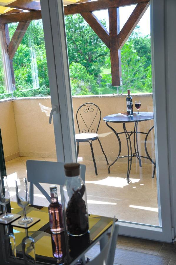 Apartmani Carnizza Ražanac Dış mekan fotoğraf